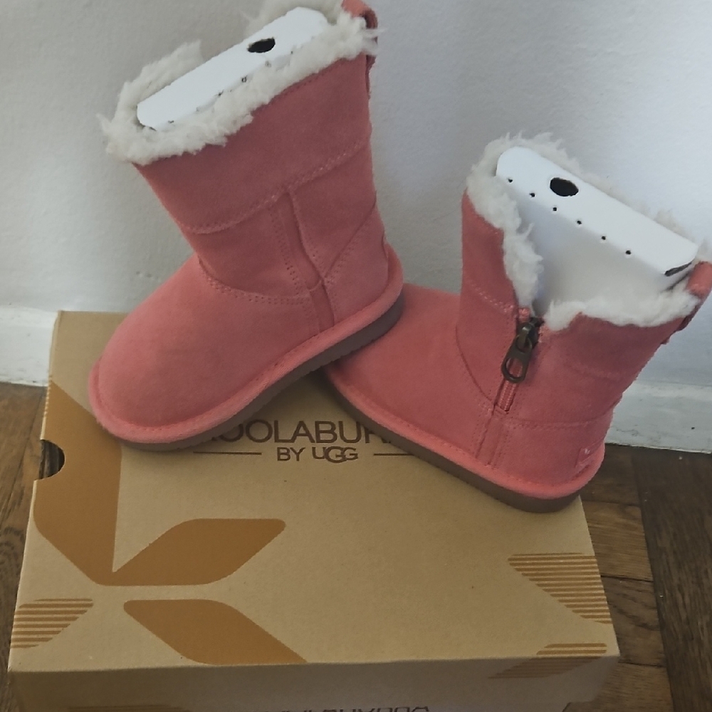 Koolaburra Aribel Short Pink Suede Boots with Faux Fur Lining SZ 7 TODDLER